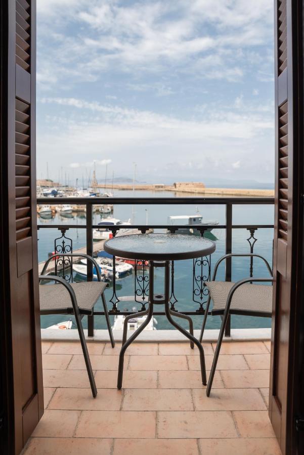 Destino Home Overlooking The Venetian Port Of Chania Chania  Exteriér fotografie