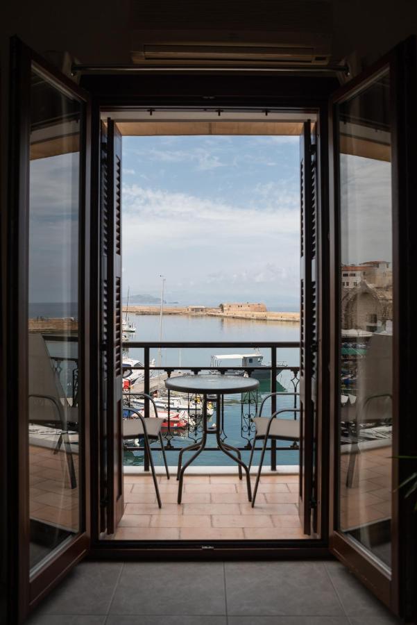 Destino Home Overlooking The Venetian Port Of Chania Chania  Exteriér fotografie