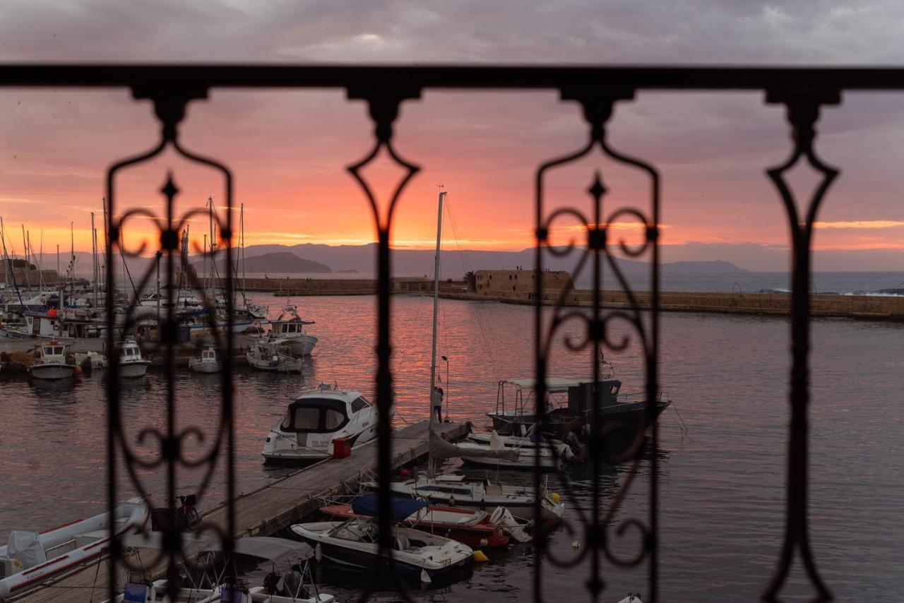Destino Home Overlooking The Venetian Port Of Chania Chania  Exteriér fotografie