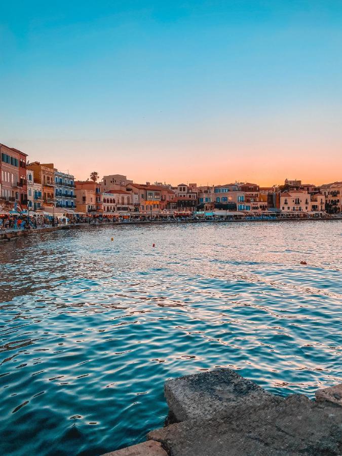Destino Home Overlooking The Venetian Port Of Chania Chania  Exteriér fotografie